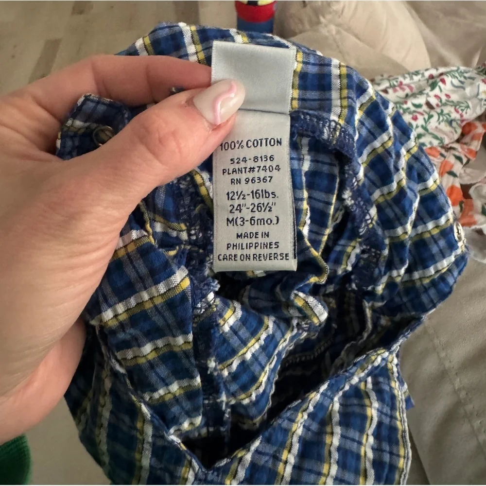 OshKosh Bgosh size months
